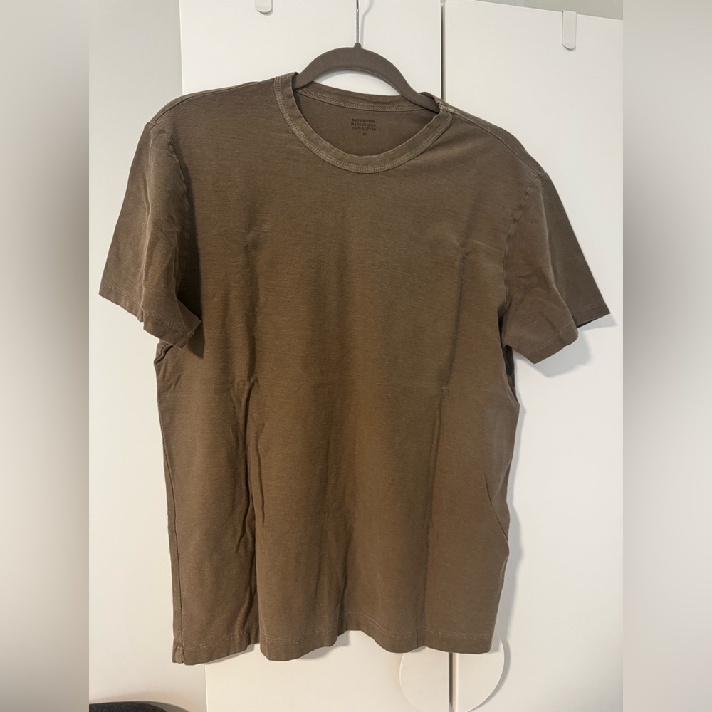 Buck Mason Men’s T-shirt, Size Medium, Like New Condition. 100% cotton.